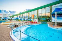 Aquapalace Hotel Prague - Kolam Renang