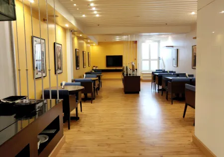 Bloom Boutique l GK-1 Отели рядом с достопримечательностью «ИСККОН Темпл - Глори оф Индия»