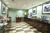 Hampton Inn Williamston - parking
