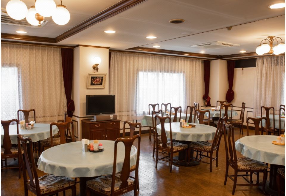 2. 호텔 캐슬 인 ..