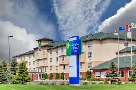 Holiday Inn Express & Suites West Edmonton-Mall Area