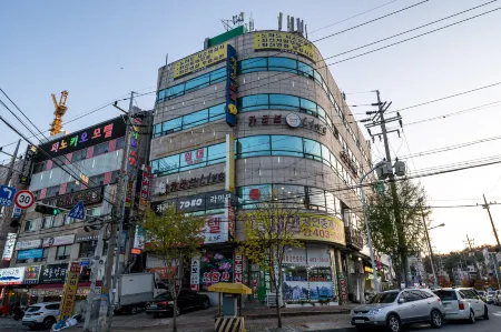 Ansan (Wolpidong) Cacao Отели в г. Ансан