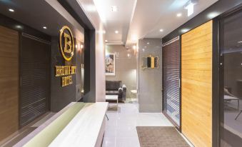 Brown Dot Hotel Centum