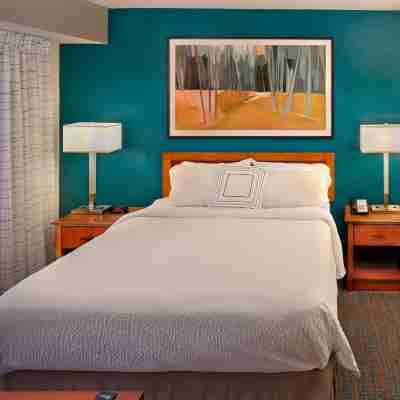 Residence Inn Hartford Avon Rooms