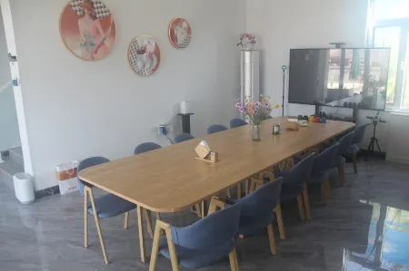 Huaxiangli Villa Отели рядом с достопримечательностью «Lanzhou Danxia Geological Park»