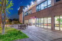 Wando Lumia Hotel & Resort Hotels in Wando