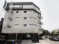 環道旅館 Circuit Makati附近的飯店