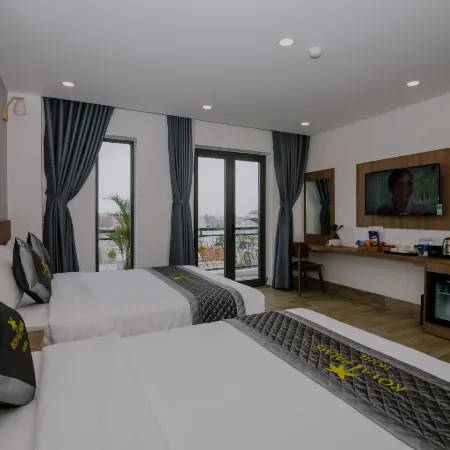 Royal Palms Hotel Отели рядом с достопримечательностью «Городской плаж»