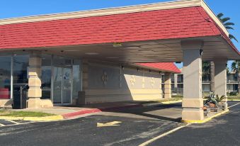 Studio 6 Lake Jackson, TX