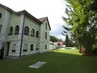 Penzión Zlatý Jeleň Hotel di 