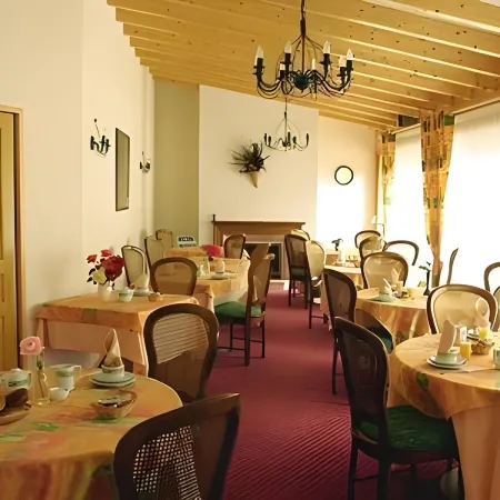 Logis Hotel Calisola Besançon - Soirée Etape - EuroVelo 6