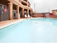 Holiday Inn Express Windsor Sonoma Wine Country Hotels in Windsor