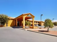 Days Inn by Wyndham Carlsbad Các khách sạn ở Carlsbad