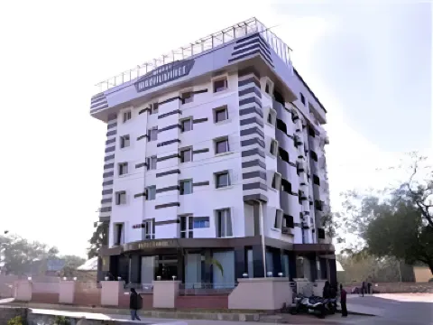 Madhushree Hotel Hotels near Mote Mahadev Mandir