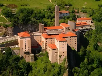 Iraipe Santuario de Arantzazu Hotel Hotels in Eskoriatza