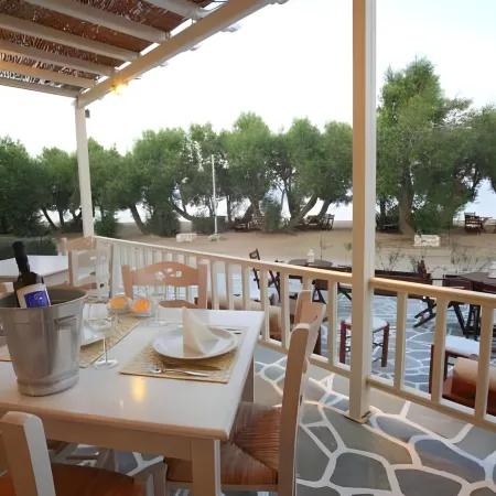 Paros Inn Seafront