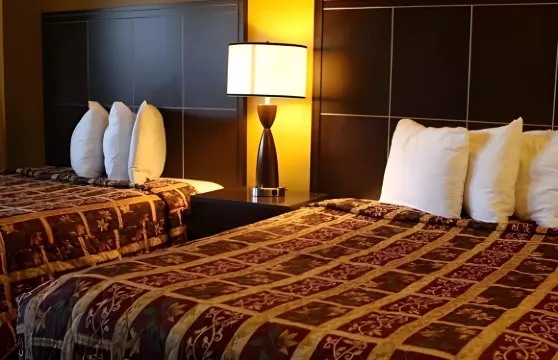 海洋棕櫚皮斯莫比奇汽車旅館