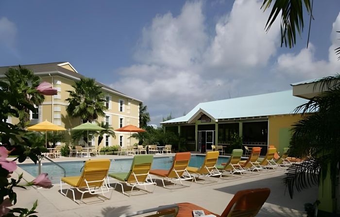 Sunshine Suites Resort