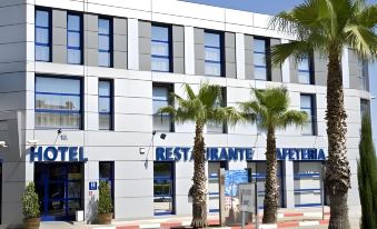 Iraipe Logroño Hotel