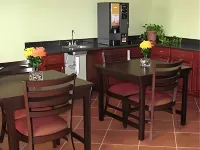 Platinum Inn Katy - breakfast