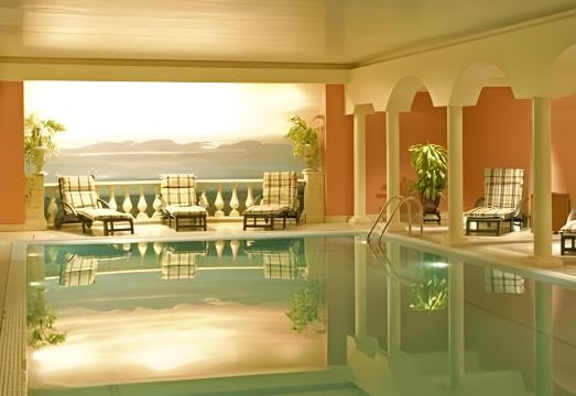 5. 엠페라도르 호텔..