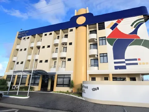 Real Praia Hotel โรงแรมใน