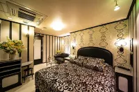Roselips Shinsaibashi Adult only فنادق في أوساكا