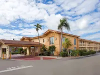 Baymont by Wyndham Fort Myers Central Hotels near Edison Park