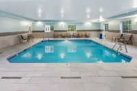 Holiday Inn Express & Suites CARMEL NORTH - WESTFIELD by IHG - Pool