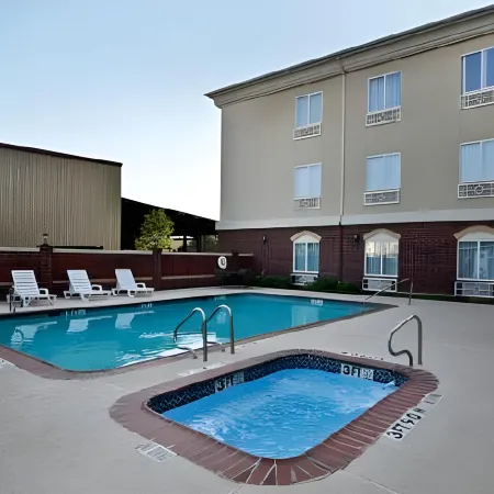 Holiday Inn Express & Suites ABILENE MALL SOUTH by IHG