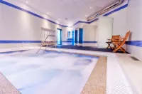 โรงแรม อัดิทอริโอ ซันติอาโก & สปา - ที่มีสระว่ายน้ำ
