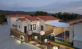 Gyeongju Magpie Pool Villa