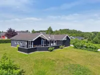 "Athisl" - 800m from the Sea