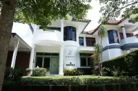 Riverdale Villa Bandung Hotels in 