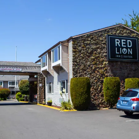 Red Lion Inn & Suites Vancouver