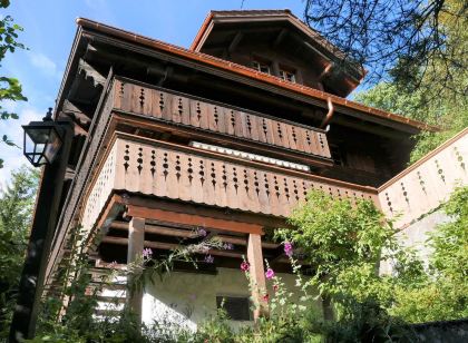 Tree-Tops, Chalet