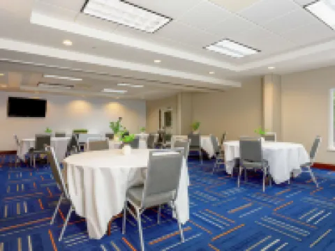 Hampton Inn & Suites Tallahassee I-10-Thomasville Rd. Hotels in Tallahassee