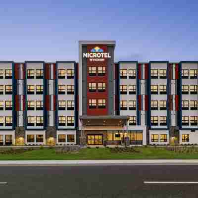 Microtel Inn & Suites by Wyndham Boisbriand Hotel Exterior