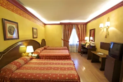Princesa Ana Hotels near Trincheras de Atarfe