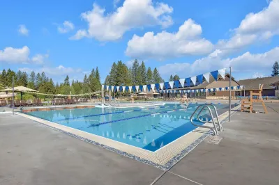 Lassen - Unit 3 Hotels near Sunriver Books & Music