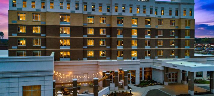 Courtyard Raleigh Cary/Parkside Town Commons Hotels in Wake County