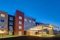 Fairfield Inn & Suites Rochester Hills Các khách sạn gần Oakland University