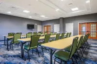Fairfield Inn & Suites Holiday Tarpon Springs Hotels in New Port Richey