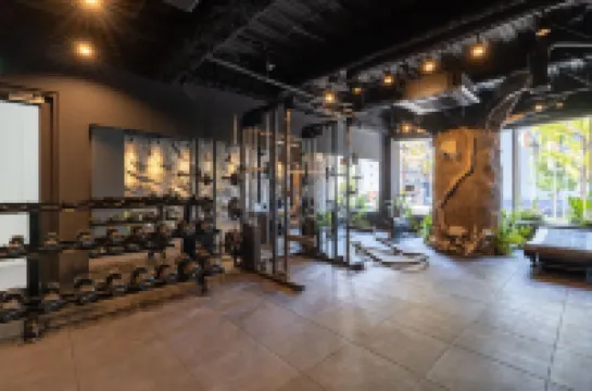 ZONE SHINSAIBASHI WEST