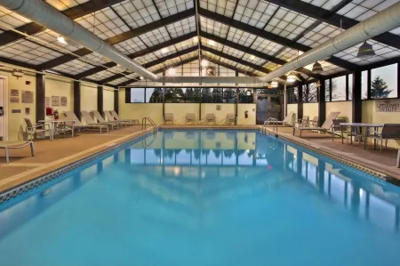 SpringHill Suites Chicago Elmhurst/Oakbrook Area Отели в г. Аддисон