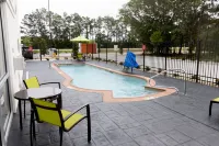 SpringHill Suites Slidell - piscina
