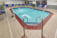 TownePlace Suites Joplin - Pools