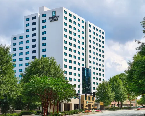 Embassy Suites by Hilton Atlanta Buckhead Các khách sạn gần Trung tâm mua sắm Lenox Square
