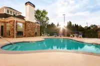 Hilton Garden Inn Atlanta Northpoint - Pools