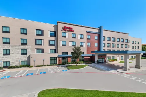 Hampton Inn & Suites by Hilton Farmers Branch Dallas Hotels in Farmers Branch